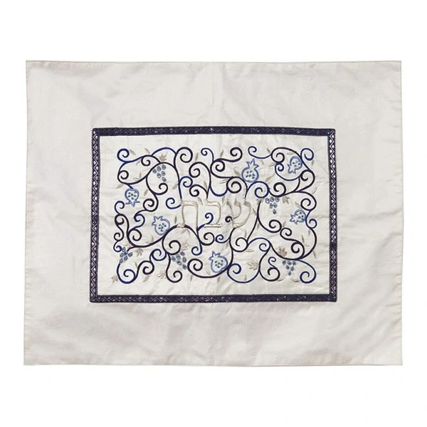 Challah Cover "Shabbat in the center" - white and blue 1