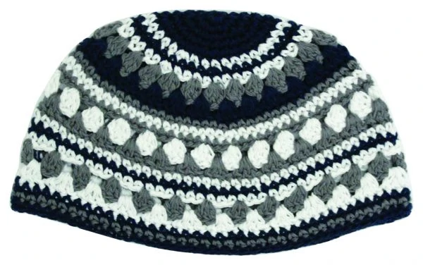 Large Kippa - thick knitting - gray white and black (21 cm) 1